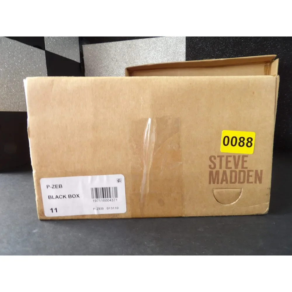 Steve Madden P-ZEB- Black (US 11M)